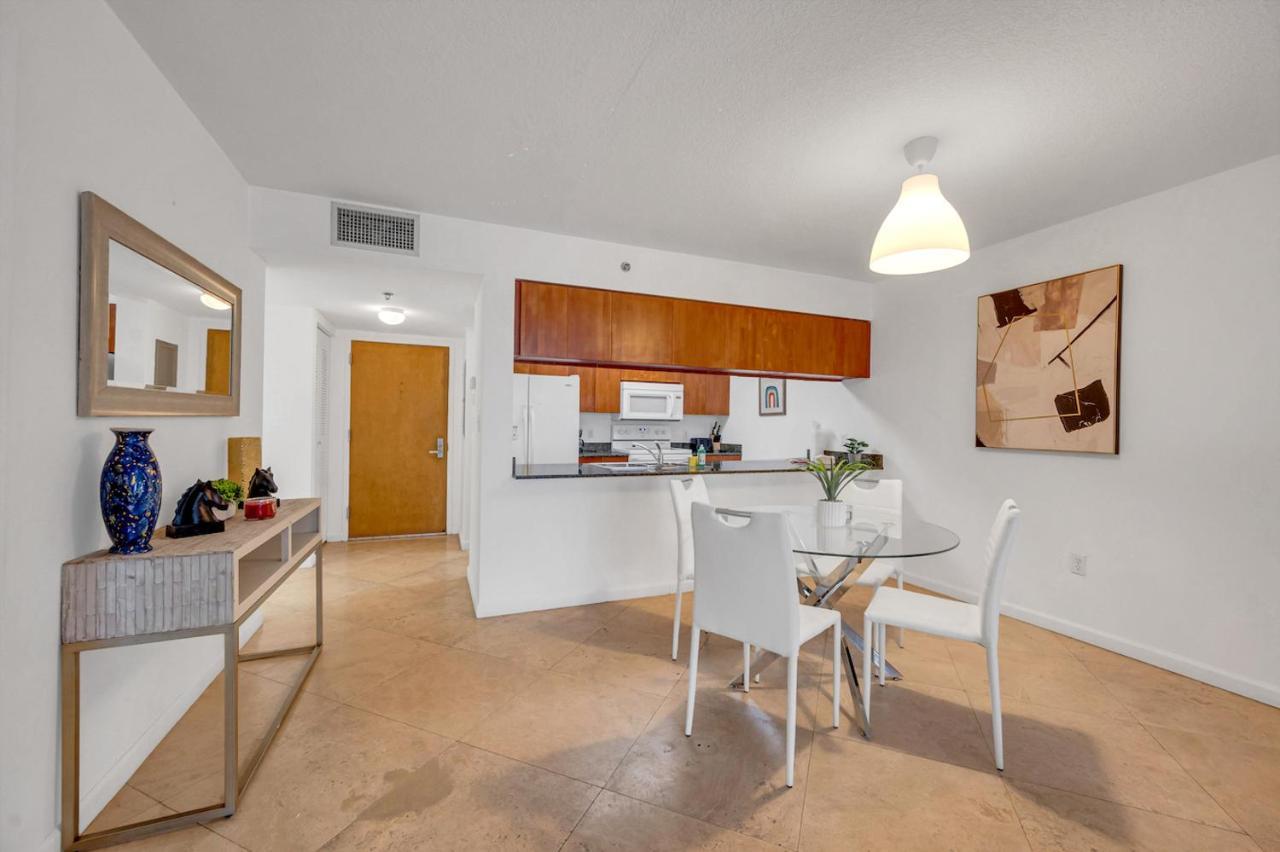 Gorgeous 1Br Condo Brickell-Freeparking Маямі Екстер'єр фото